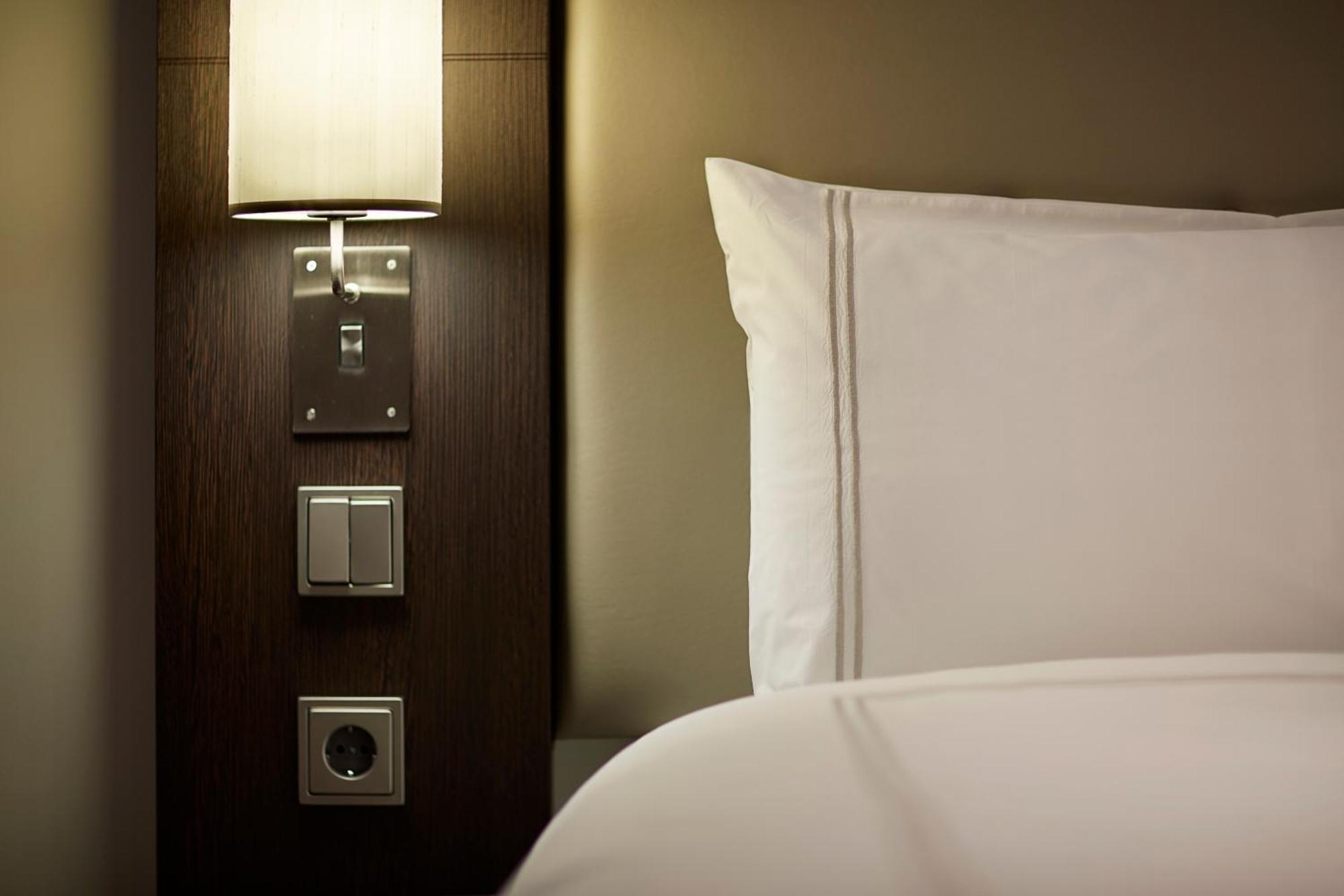 Premier Inn Luebeck City Stadtgraben Εξωτερικό φωτογραφία